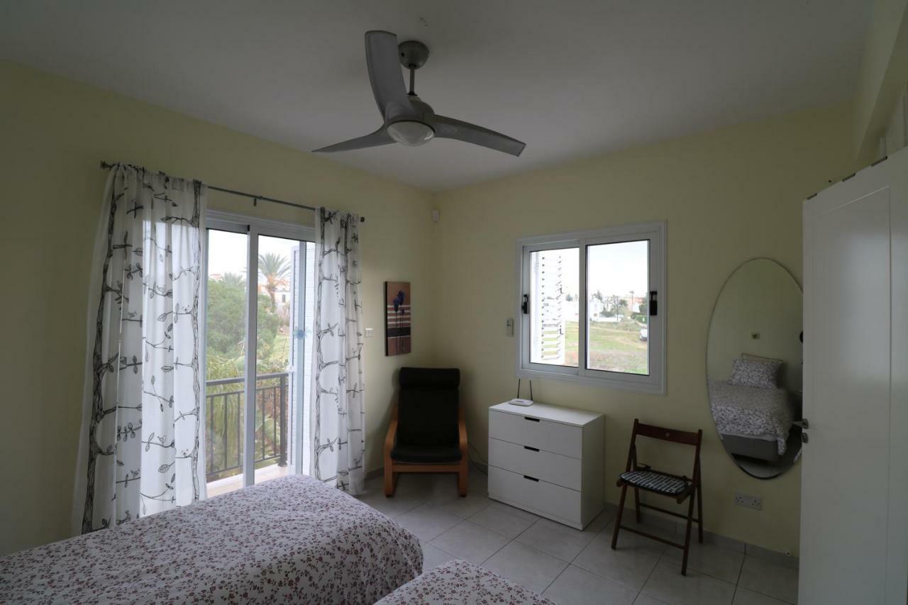The Paradise Townhouses By Taimoura Paphos Ngoại thất bức ảnh