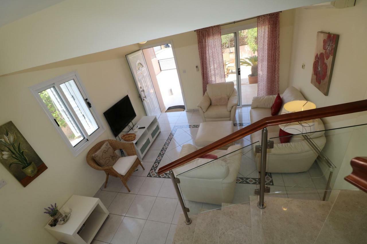 The Paradise Townhouses By Taimoura Paphos Ngoại thất bức ảnh