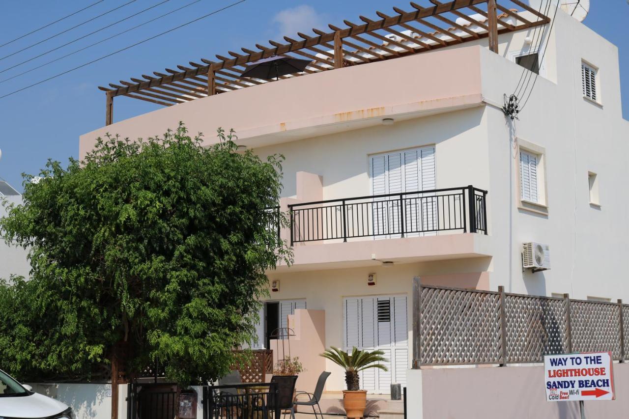 The Paradise Townhouses By Taimoura Paphos Ngoại thất bức ảnh
