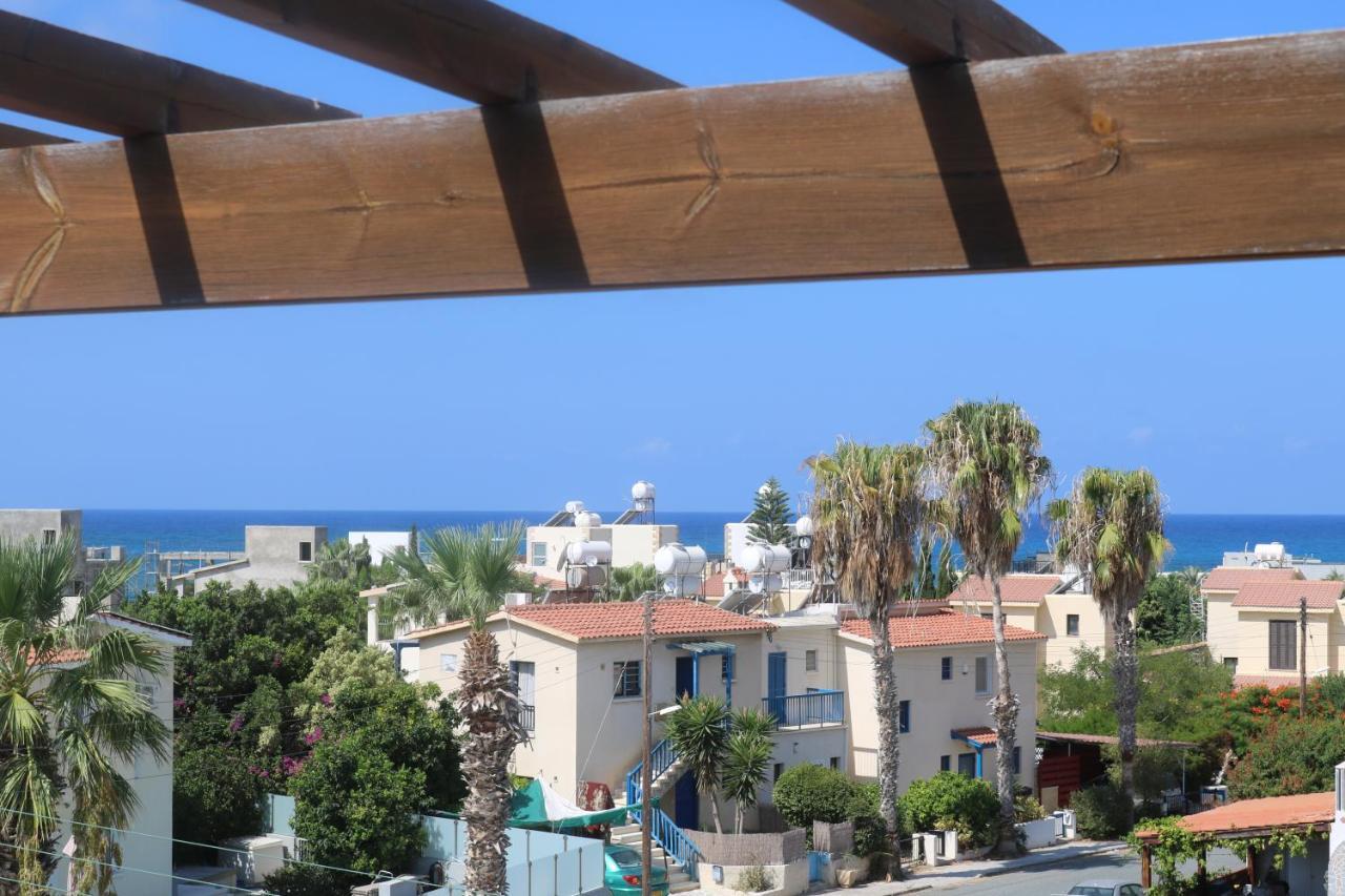 The Paradise Townhouses By Taimoura Paphos Ngoại thất bức ảnh