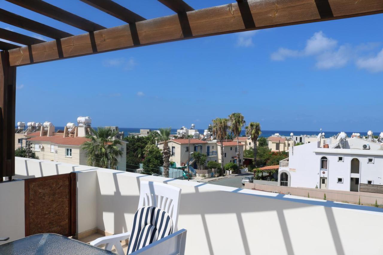 The Paradise Townhouses By Taimoura Paphos Ngoại thất bức ảnh